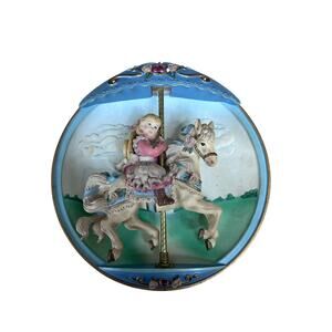 Road Studios Carousel Daydream Swept Away Musical Plate 1994 Vintage Collectible